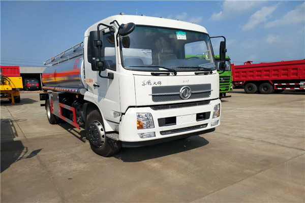 東風(fēng)天錦運(yùn)油車(chē)(公告容積12.56立方米)